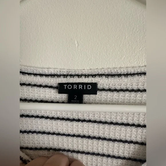 Torrid Waffle Snap Henley Long Sleeve Shirt - Picture 3 of 8